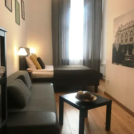 Amber Guest Hotel