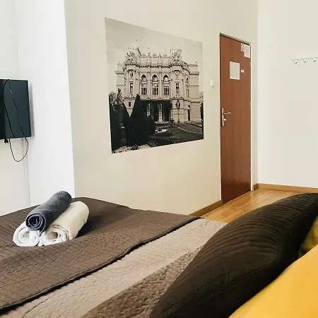 Amber Guest Hotel